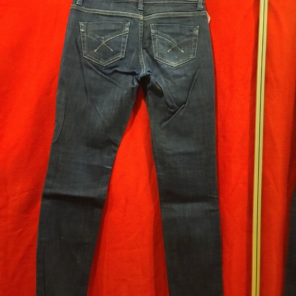 Jeans - Picture 5 of 5
